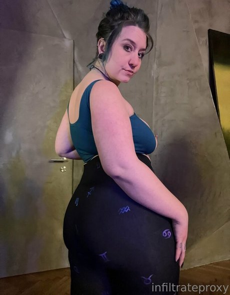 infiltrateproxy actrice de nus collection