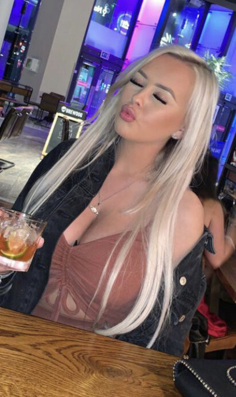 Shauni Scanlan sexy pornstar pic