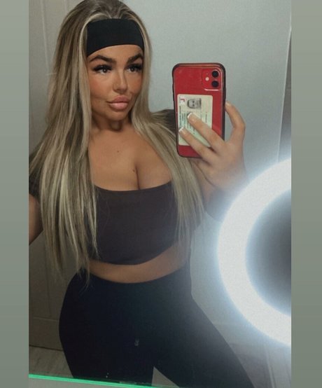 Kayleigh Thomsen sexo modelo archivo