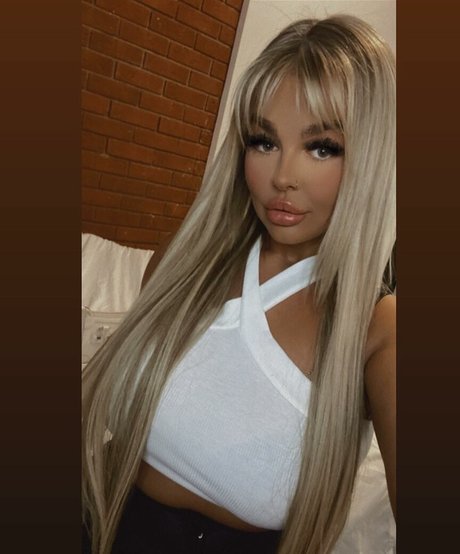 Kayleigh Thomsen modèle parfait images