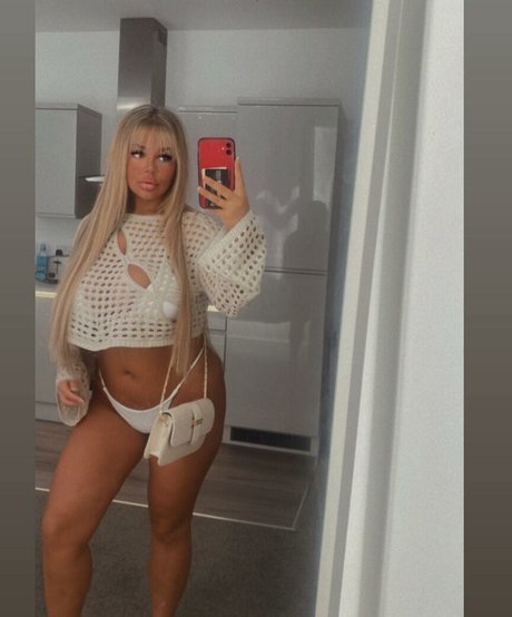 Kayleigh Thomsen modelo agradable foto