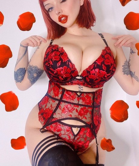 Spiider sam modelo atractivo imagen