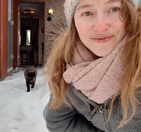 Zimra Geurts modelo superior archivo