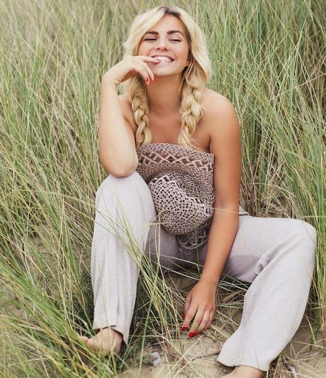 Sensi Lowe étoile chaude images