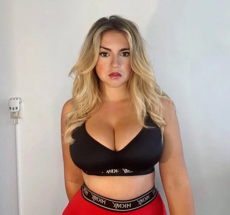 Sensi Lowe actriz sexual foto