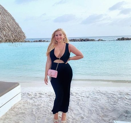 Sensi Lowe haut de star du porno photos