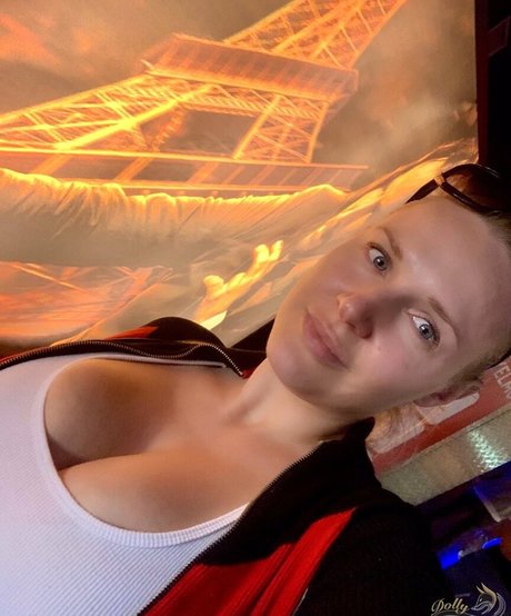 Dolly Fox art modèle photos