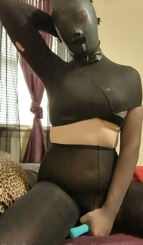 sissyliciousalice model naked photo
