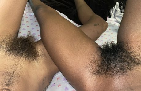 Mickey Mooh modelo agradable galería