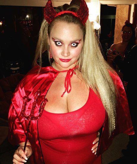 BlondiePomie estrella del sexo galerías