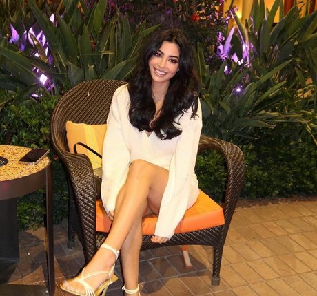 Elwa Saleh modèle photos