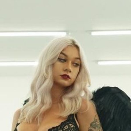 Sophie Carpenter xxx model image