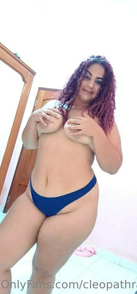 cleopathrafree modelo desnuda archivo