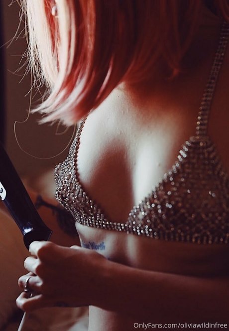 oliviawildinfree star pornographique des photos