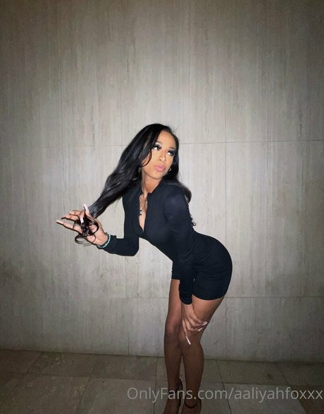 aaliyahfoxxx estrella porno perfecta fotos