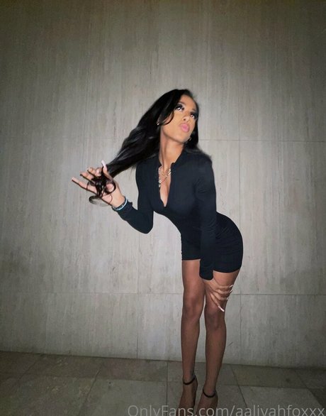 aaliyahfoxxx modèles nus img