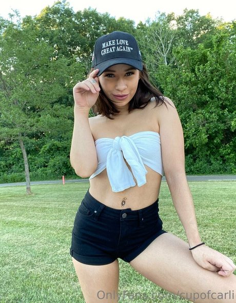 cupofcarli actrice sexy img