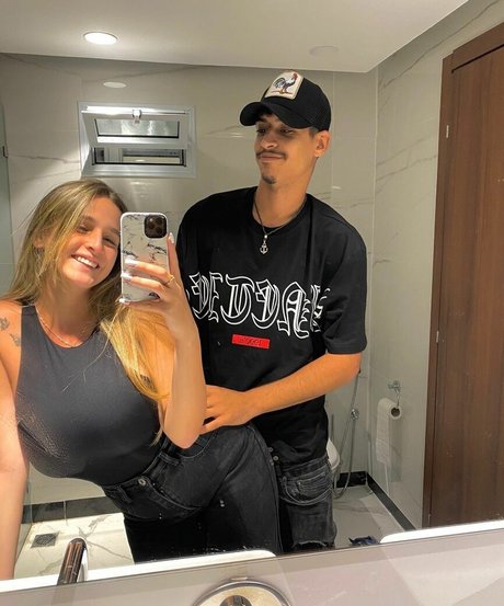 noaperetss actrice chaude archive