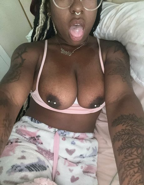 thecookieswirl hermosa modelo archivo