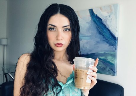 prrincess cherry étoile sexy des photos