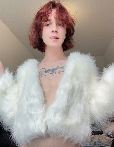 Mossy Barmales modèle photo