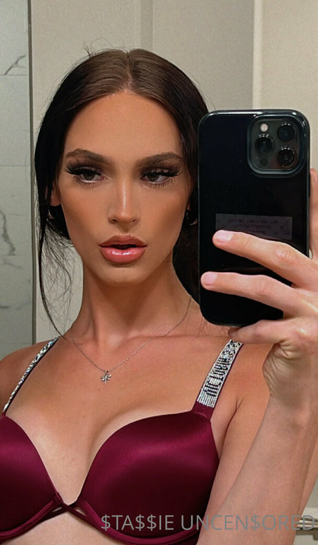 stassieuncensored star du porno belle photo