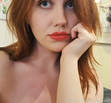 bigblueeyes666 modelo erótico imagen