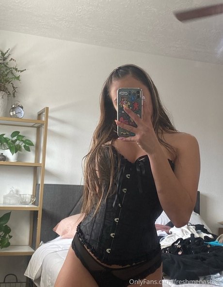 Cumsistant naked pornstar archive