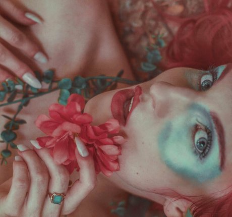 bellafuryfree modelo xxx foto