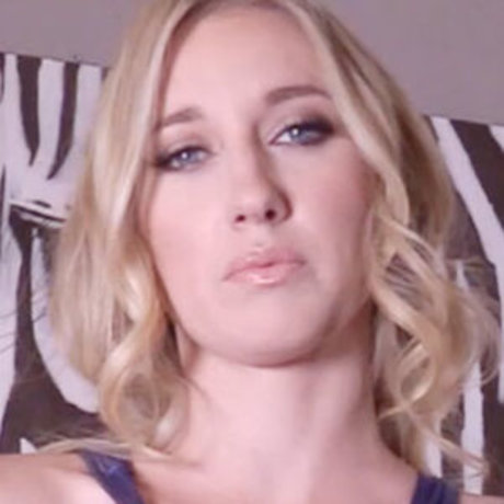 Riley Reyes bonita modelo imágenes