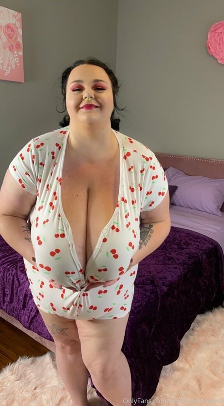 peytonthomasvip model img