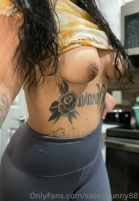 sassybunny88 actriz fotos