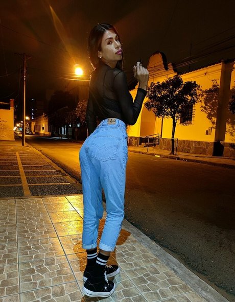 misslilithok desnudos de estrellas porno imágenes