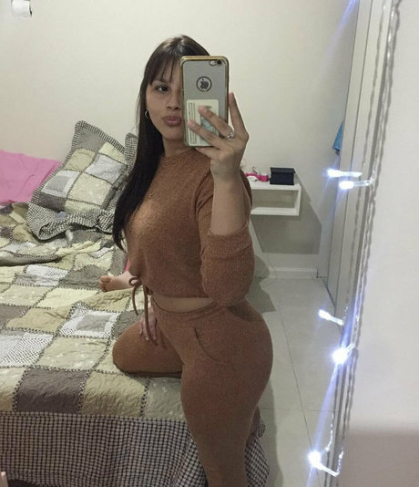 sofiaa21 estrella porno desnuda imágenes