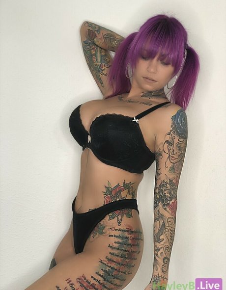 Hayley B estrella porno adulto galerías