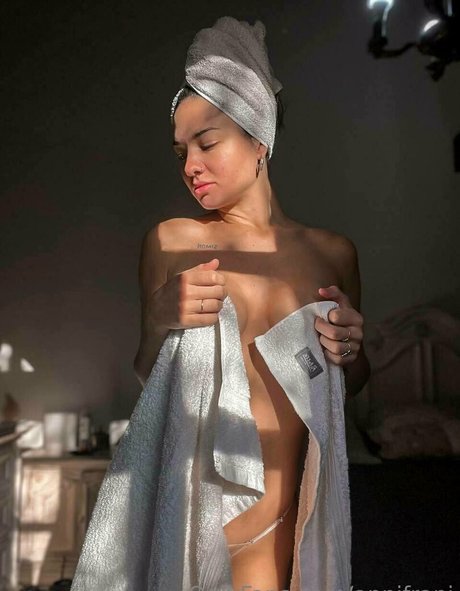 annifrani star pornographique galeries