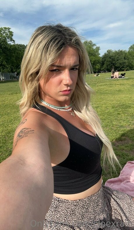 cloexrain modèle magnifique galeries