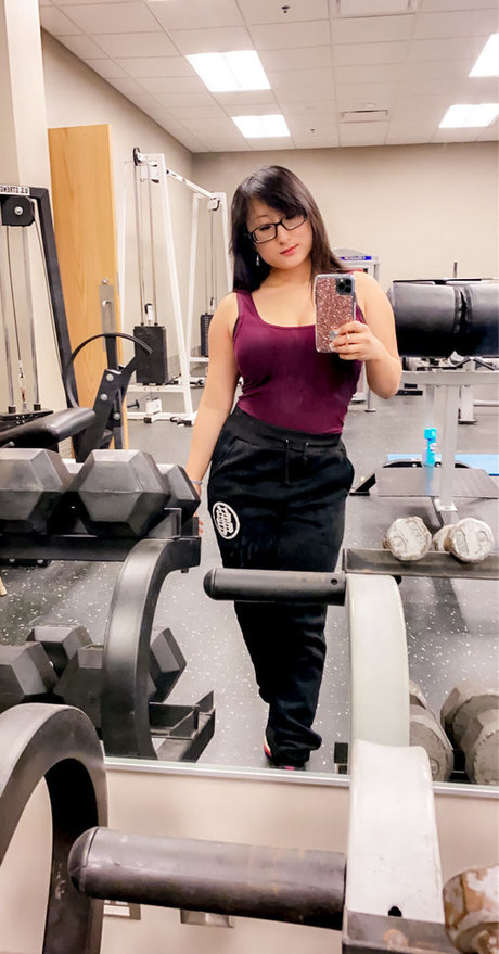 Bitesizedmeg modelo de arte galerías