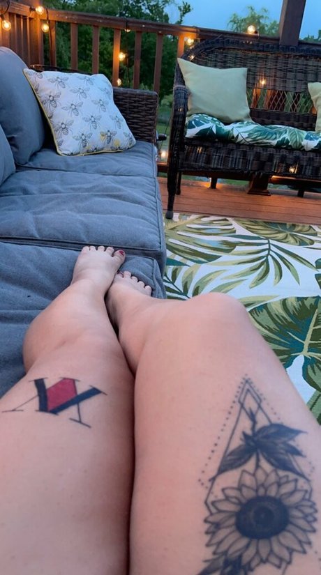 Bitesizedmeg actrice de grande qualité image