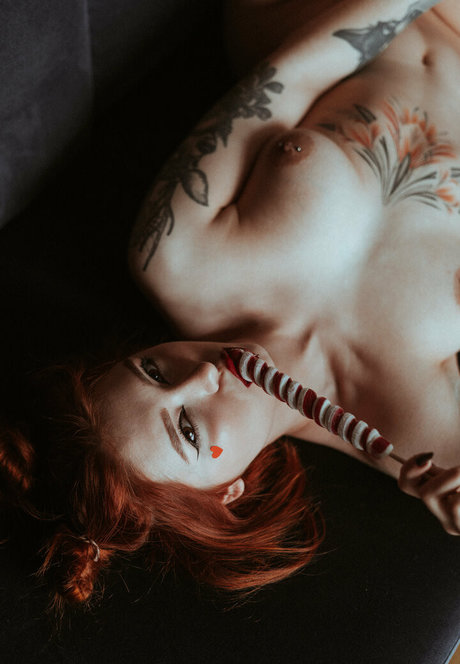 roskosh actriz desnuda fotos