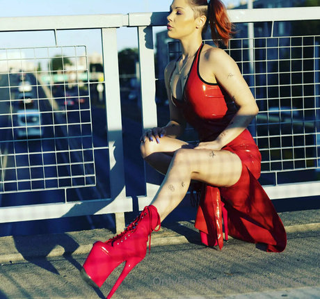 purple butterfly Imagen de perfil