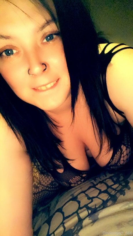 devilsreject 666 modelo de alta calidad fotos