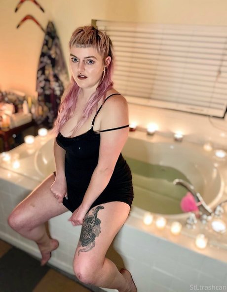 stltrashcan free xxx model pic