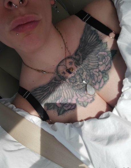 nezuko18 sex model images