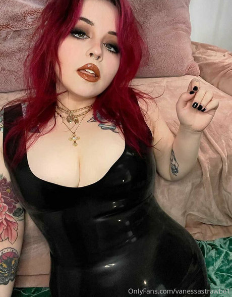 vanessastrawbe1 modelo de arte galería