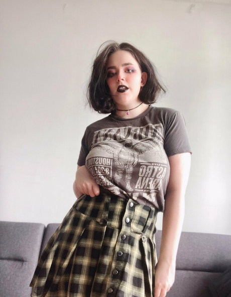 vanessastrawbe1 estrella desnuda archivo