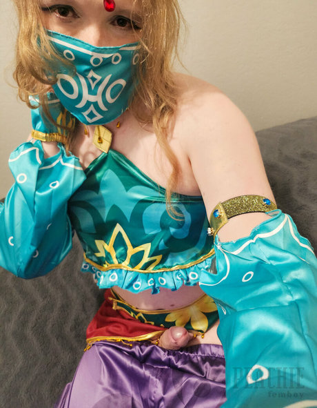 peachiepremium modèle artistique des photos