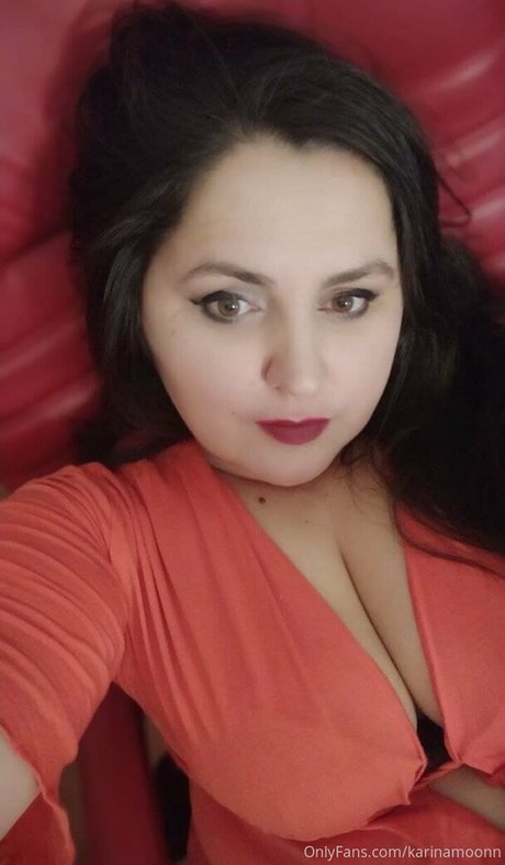 karinamoonn star du porno gratuite galeries