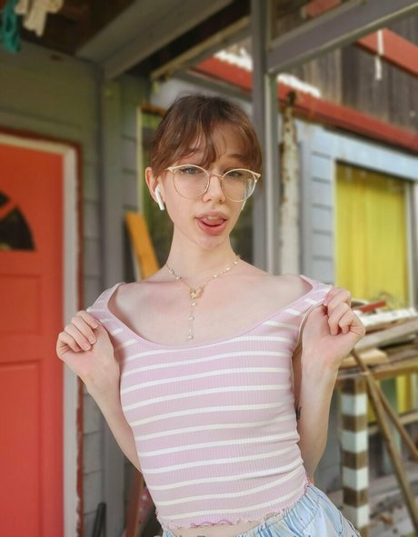 cinnabutton star hot gallery