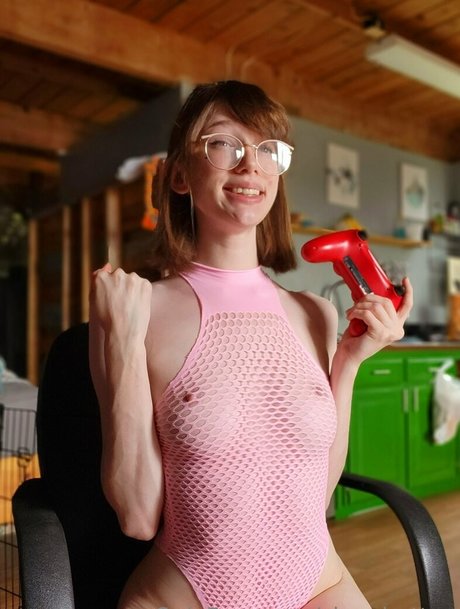 cinnabutton free actress picture